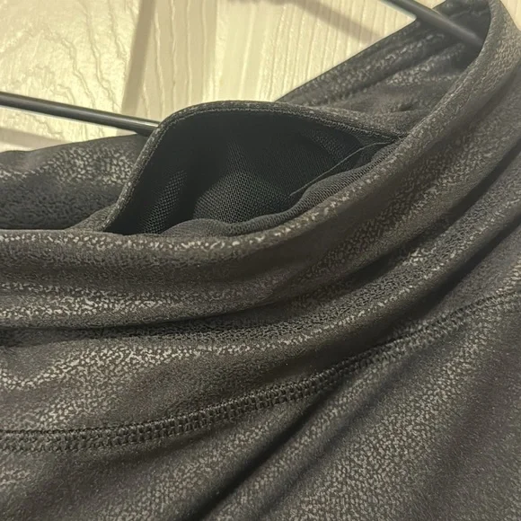 Mono B Sleek Black High-Rise Leggings - Picture 8 of 14